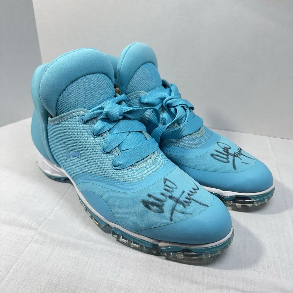 Men's size 7.5 Puma Golf Shoes Sample Signed Lexi Thompson Blue